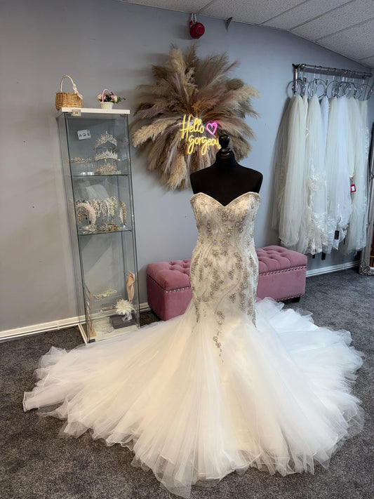 UK 8/10 EB2938 By Lannnry