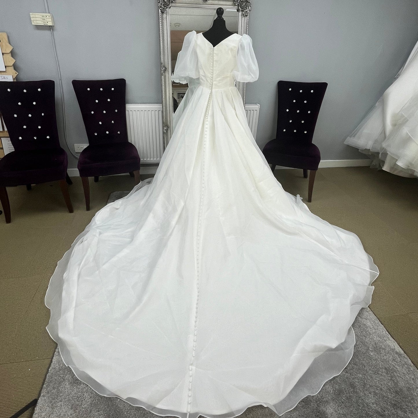 UK 6/8  Puff ballgown by Morilee