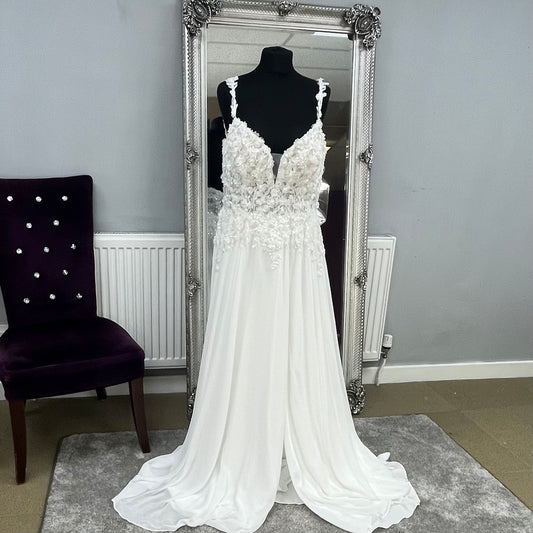 UK 14/16 Nadette by Morilee