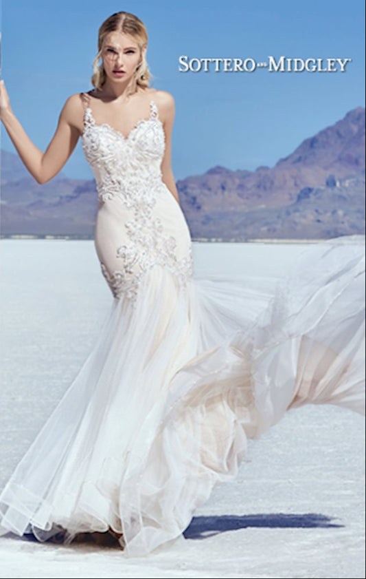 UK 8/10 Khloe By Sottero & Midgley