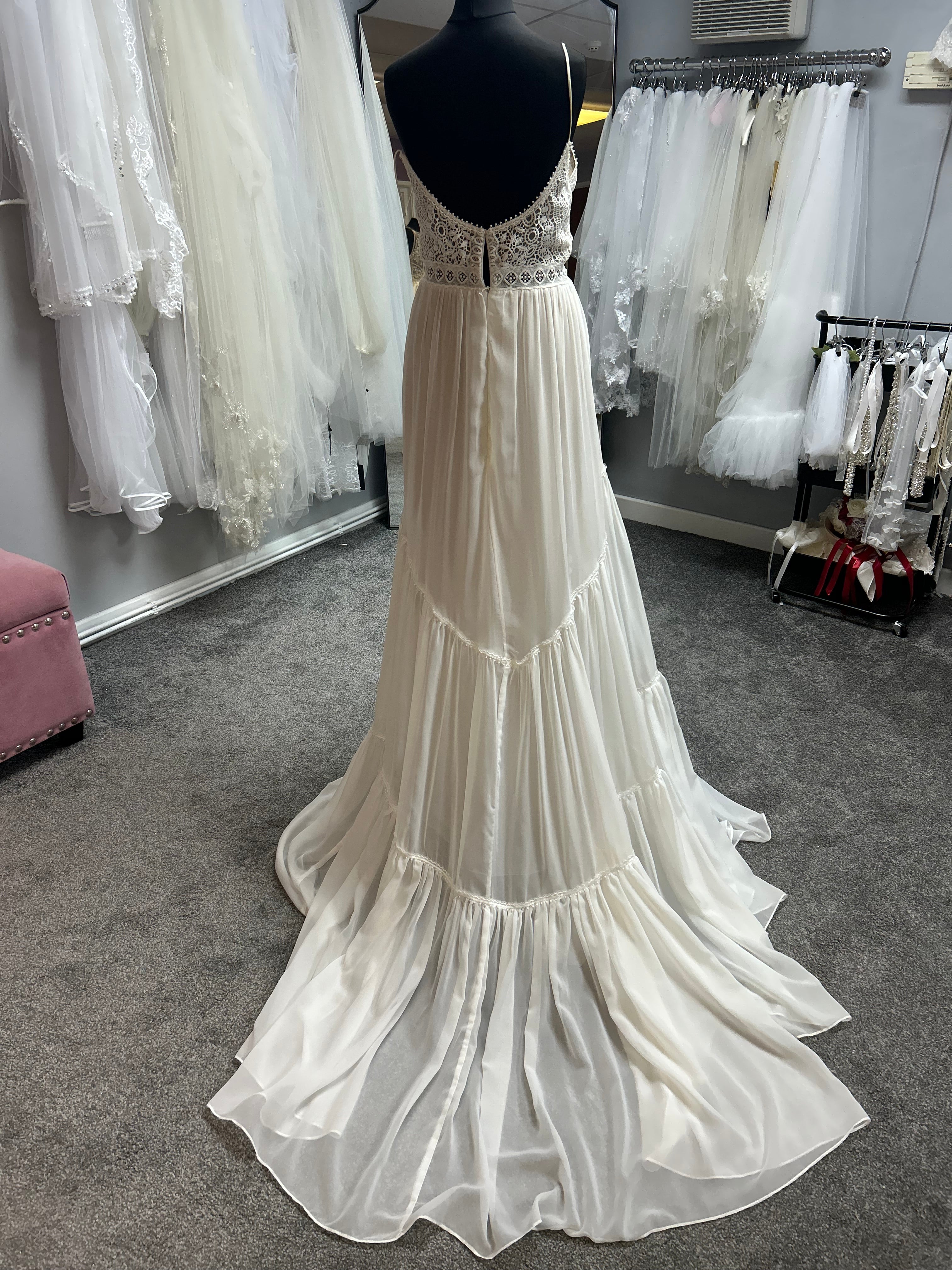 UK 8/10 Bianca By Phoenix Gowns