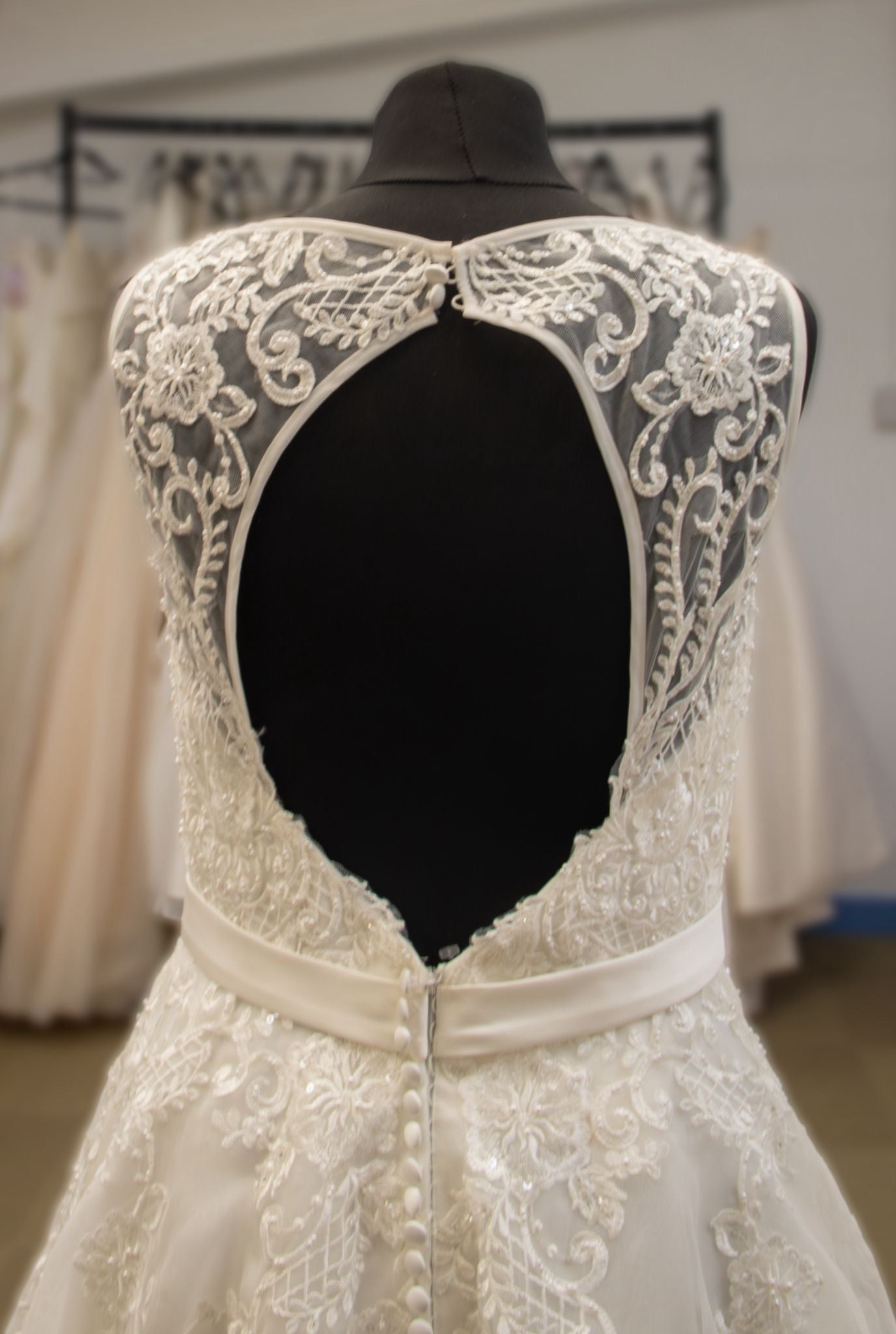 UK 8/10 GA2313 By Ella Rose