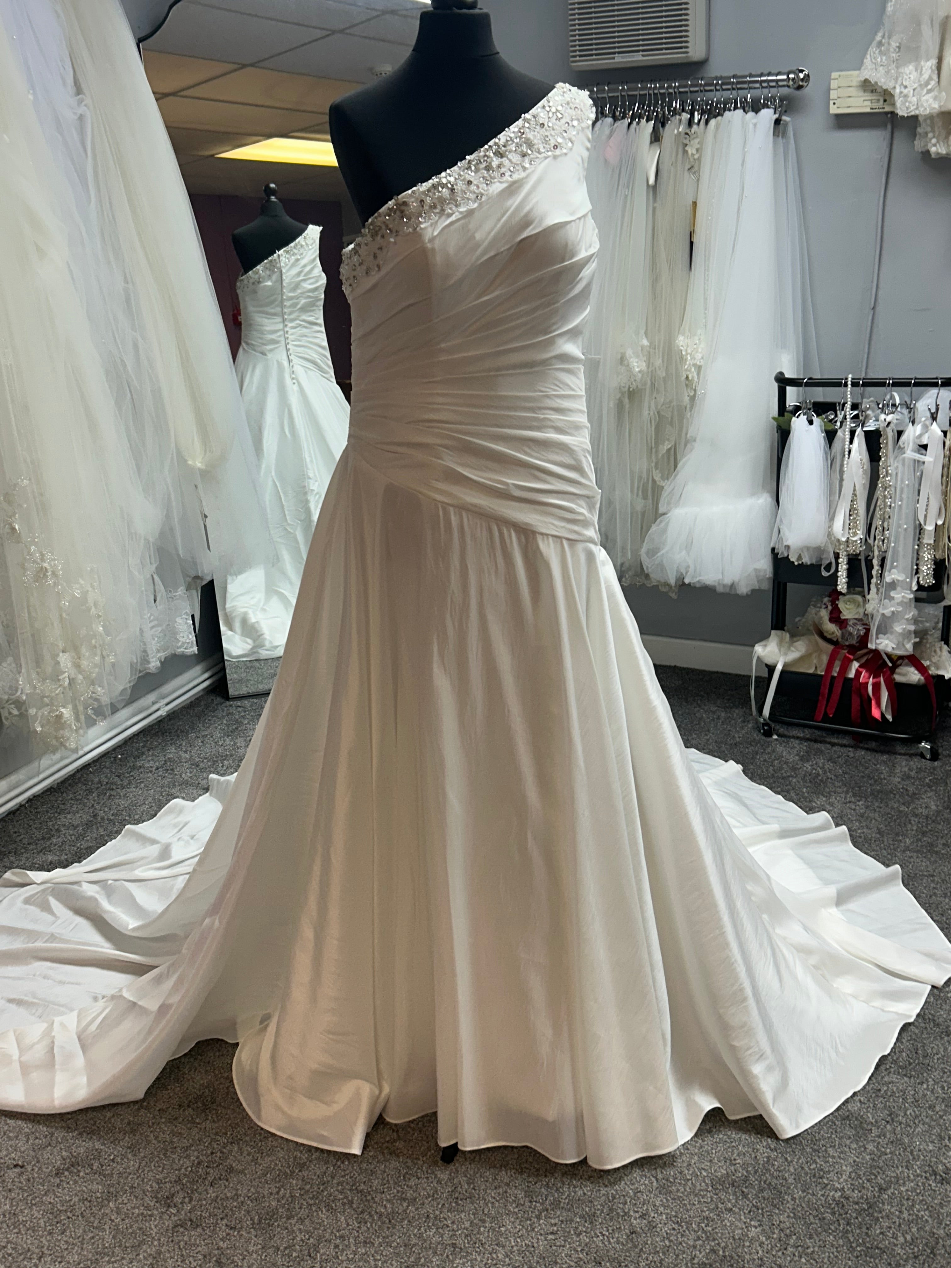 UK 4/6 oua033 By Made by E