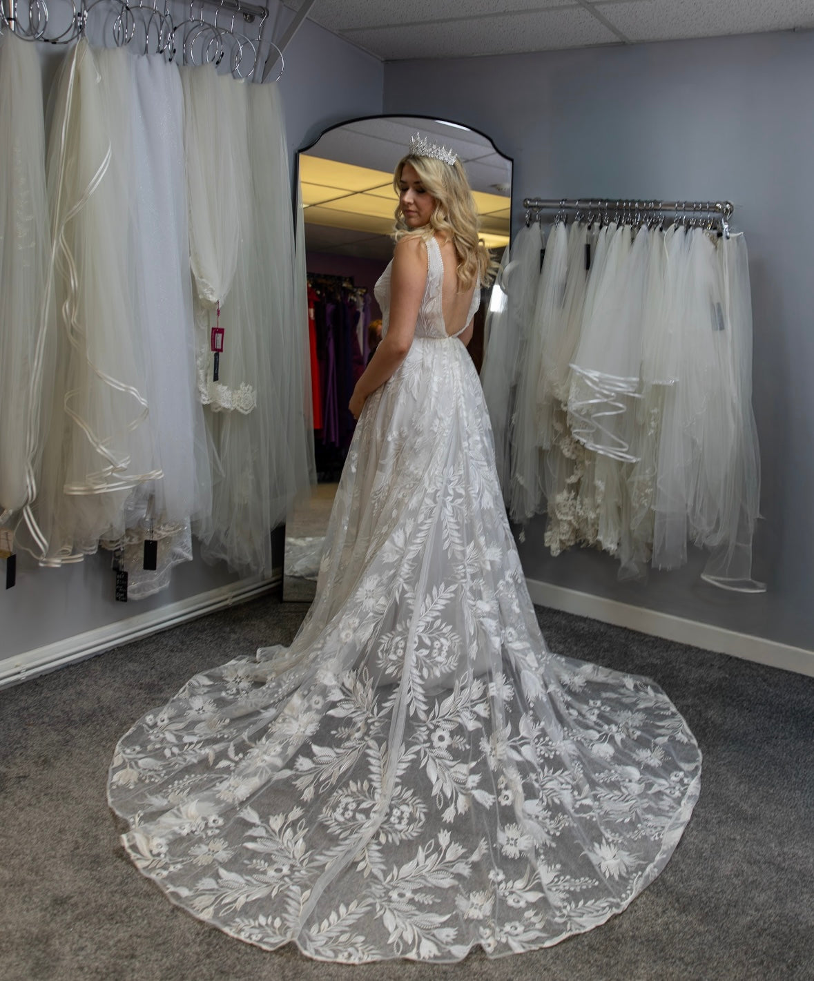 UK 4/6 Rachele by Phoenix Gowns