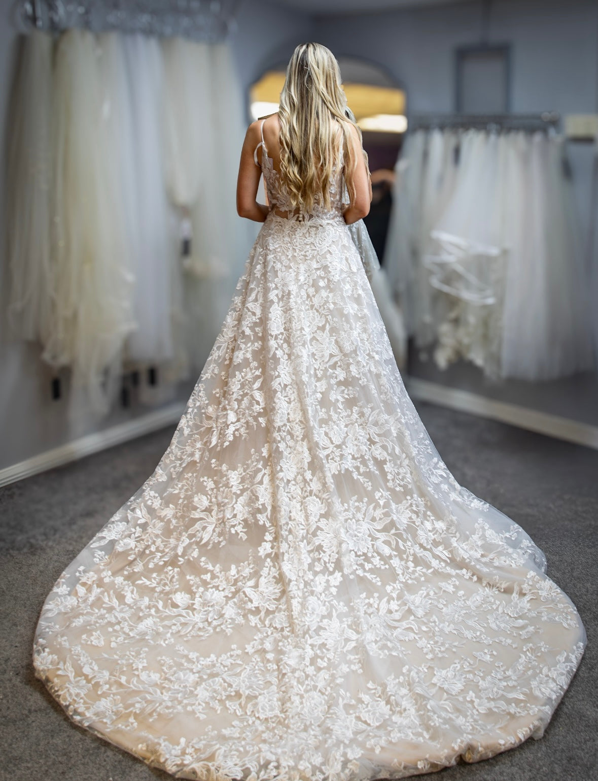 UK 10/12 Fleur by Phoenix Gowns