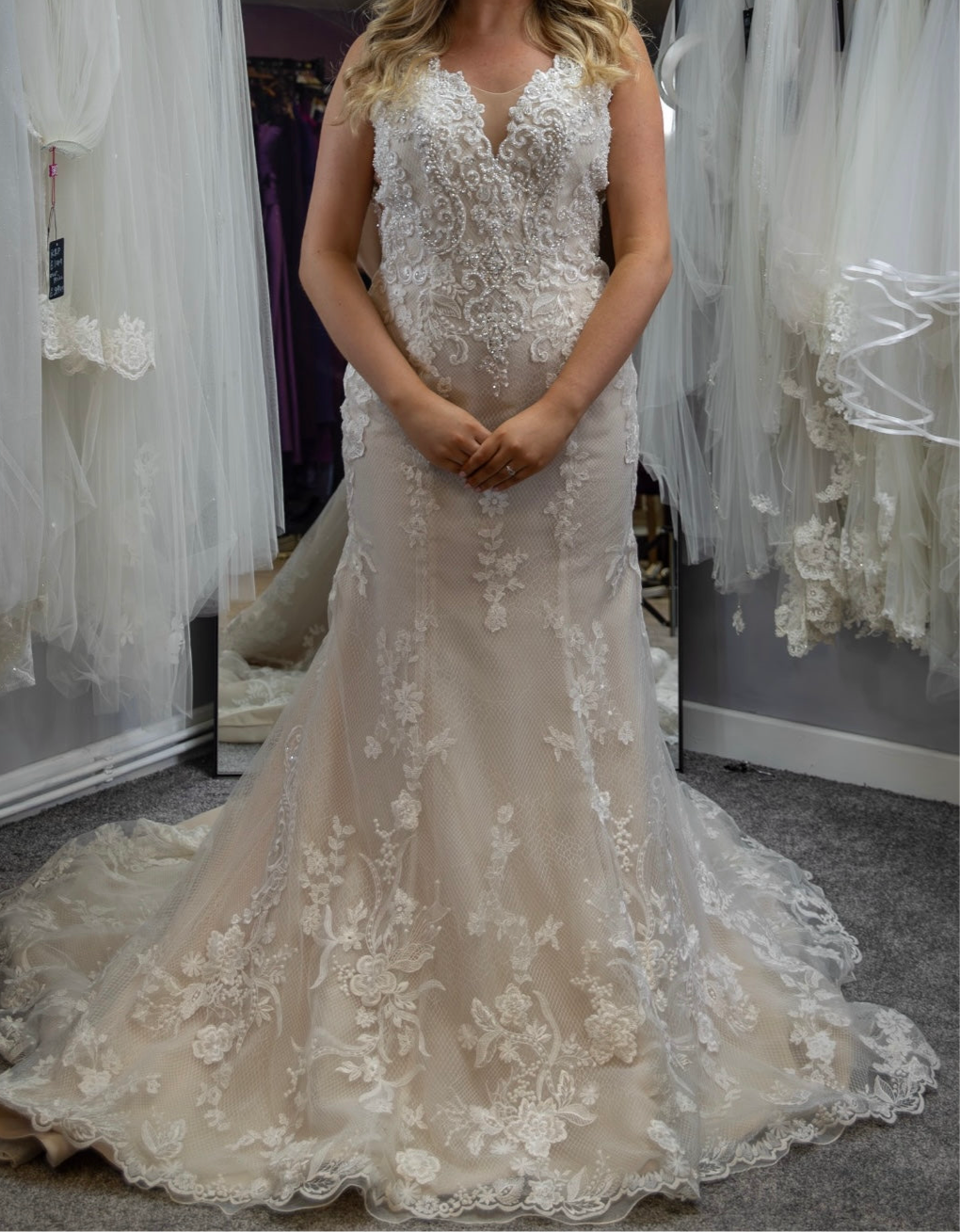 UK 8/10 Nouvelle by Ronald Joyce