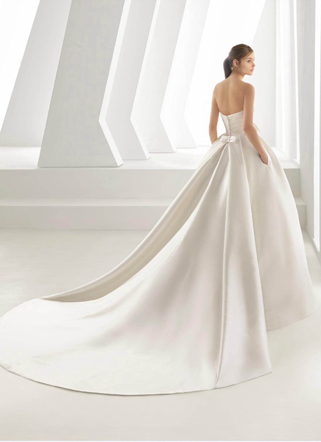 UK 8/10 ENCANTO By Rosa Clara