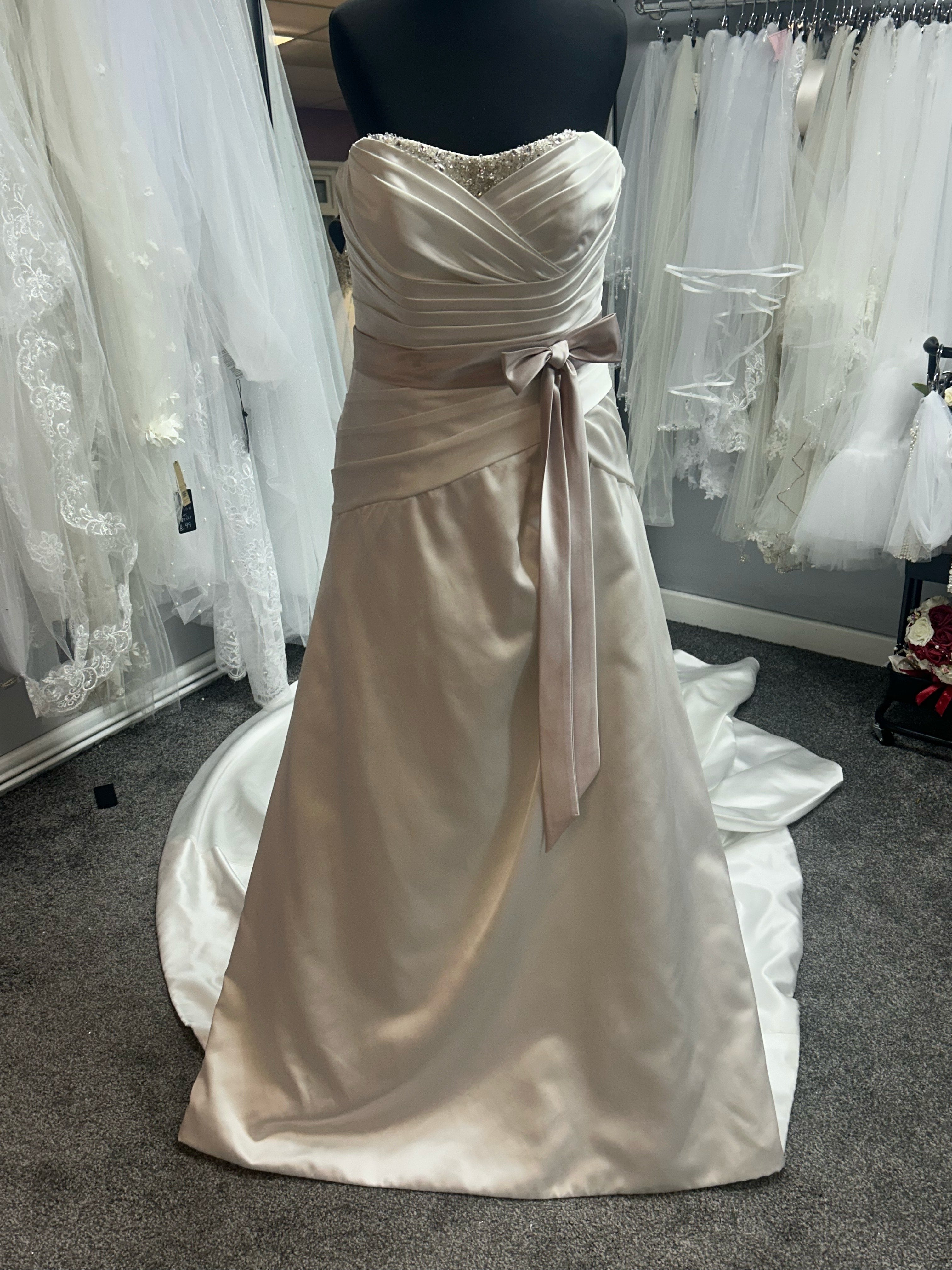 UK 8/10 OUA015 By Impressions bridal