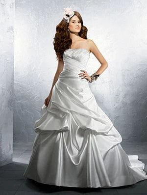 UK 22/24 2245 By Alfred Angelo