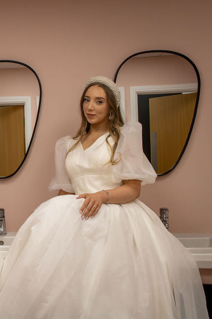 UK 6/8  Puff ballgown by Morilee