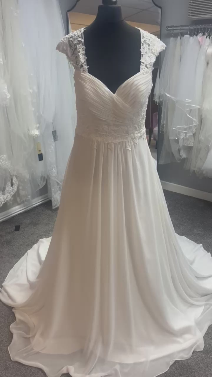 UK 10/12 Bethany By Phoenix Gowns