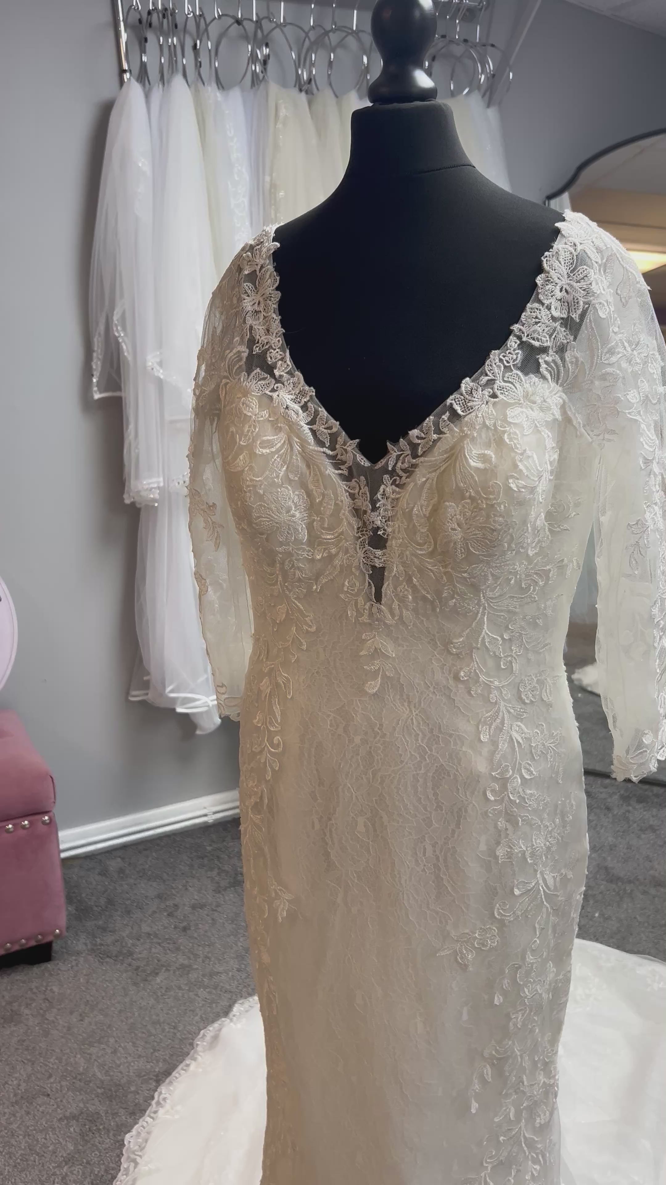 UK 6/8 Gabrielle by Sophia Tolli